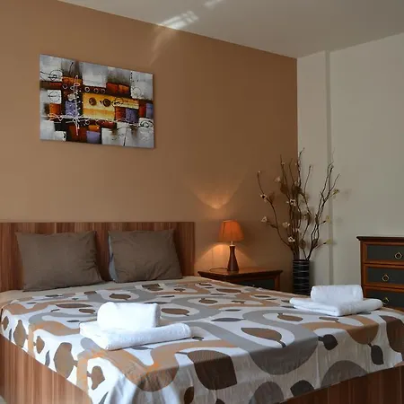 Ideal House Apartment *