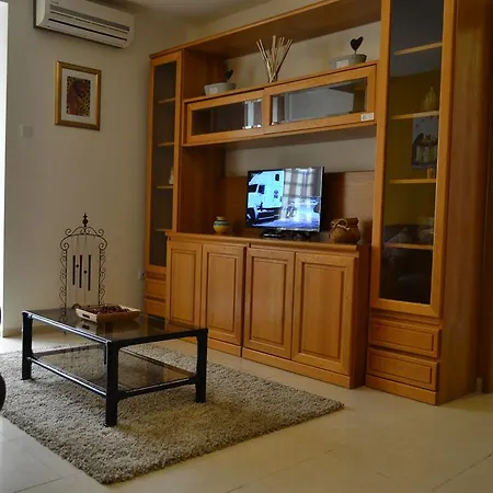 아파트 Ideal House *